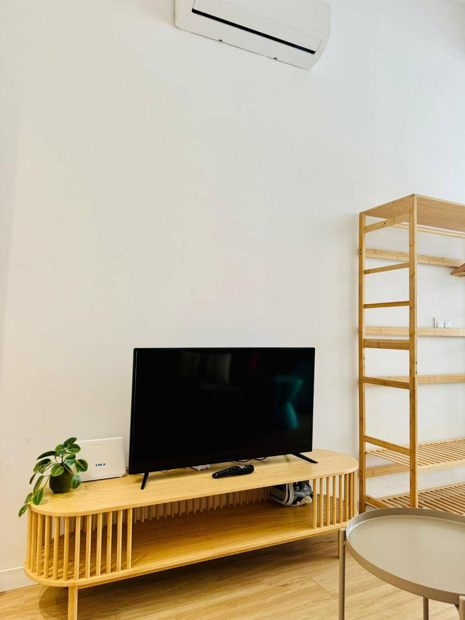 & Cozy Flat Close The Appartamento
